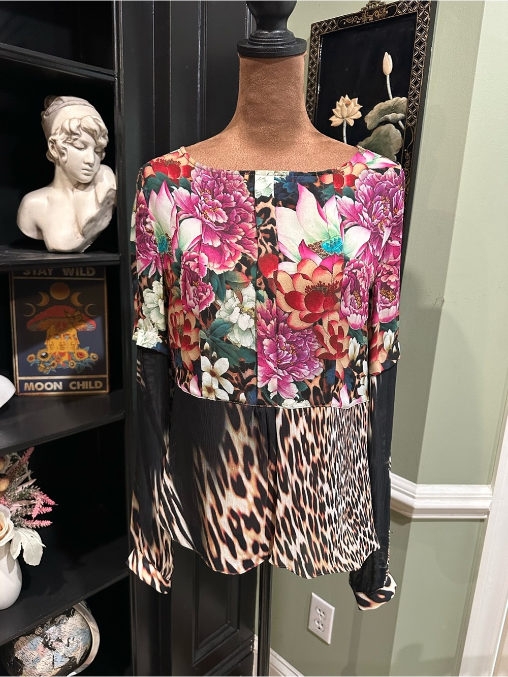 Artelier Nicole Miller Silk Mixed‑Print Top – Size Small